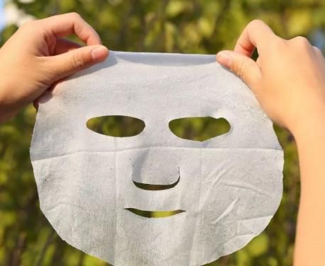  「皮肤」什么时候敷面膜最好？敷面膜也讲究“黄金期”，多年的面膜白敷了