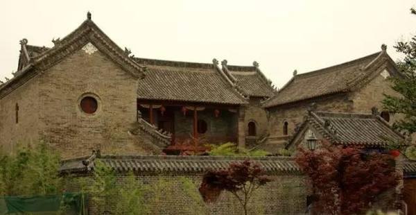  江苏@江苏、山东、河南和安徽四省交界，所在两个县，一个被称长寿之乡