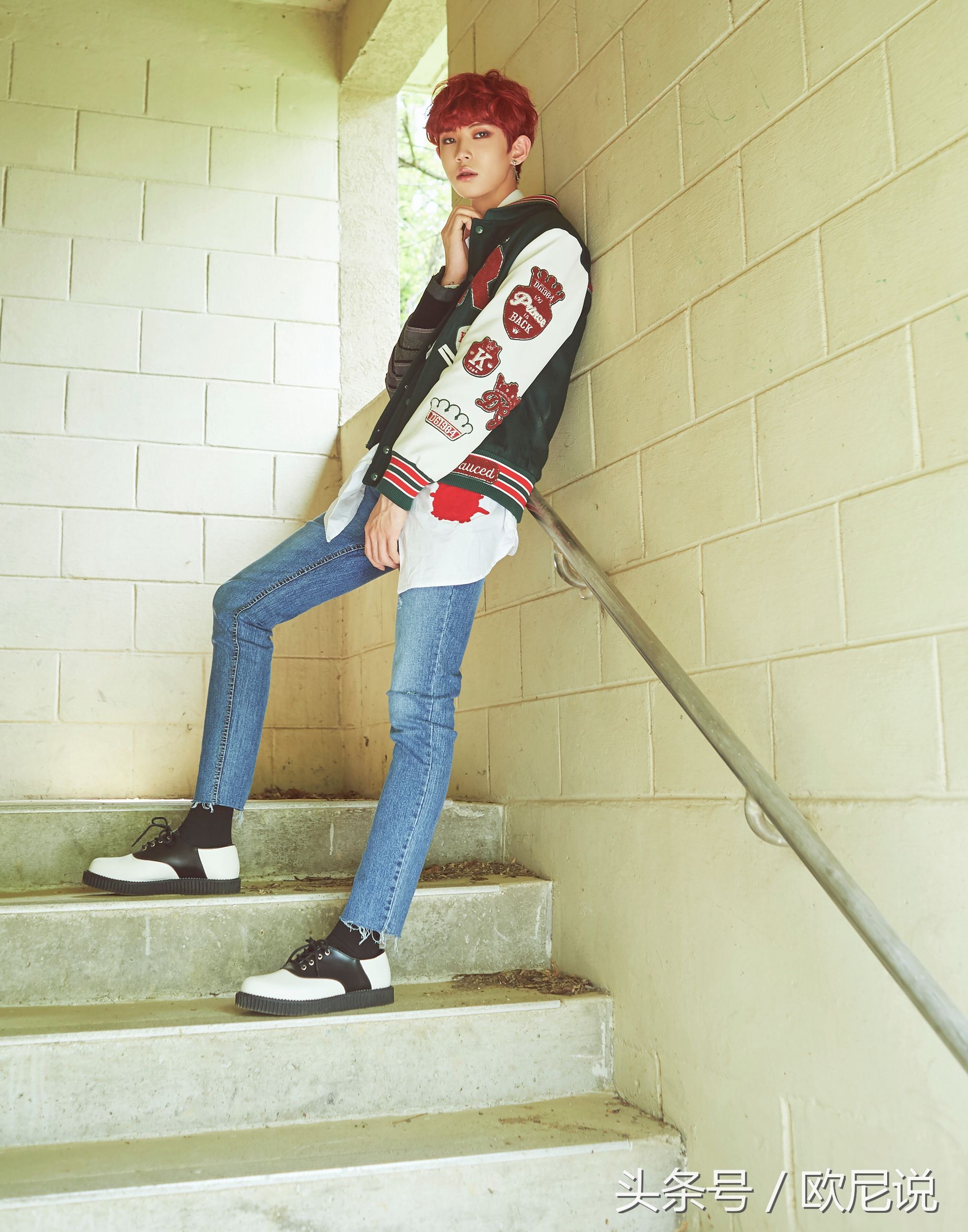 朱正廷范丞丞毕雯珺等人新妆容，网友:这是要演吸血鬼日记?