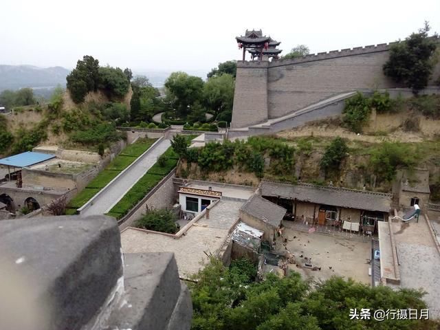 如果说五岳归来不看山，五台归来不看庙，那么从这里归来不看院