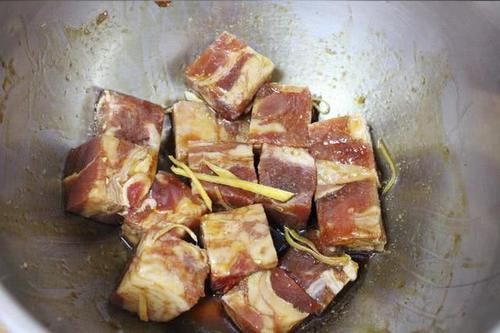  [烤箱]家庭版小烧烤，彩椒牙签羊肉，用烤箱就能轻松搞定