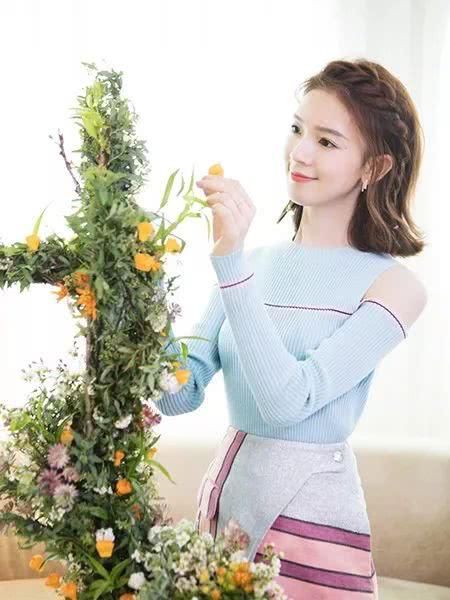 宋茜、刘诗诗、佟丽娅、杨紫、赵丽颖2018秋季新发型燃爆网络