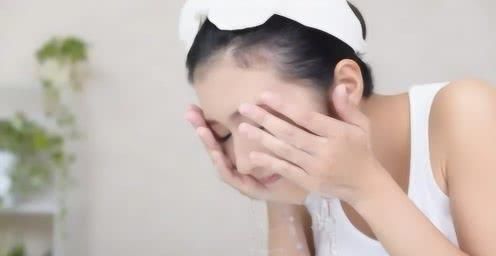  千万别■千万别嫌弃国货！这5款洗面奶就很“大牌范”，个个好用实力派