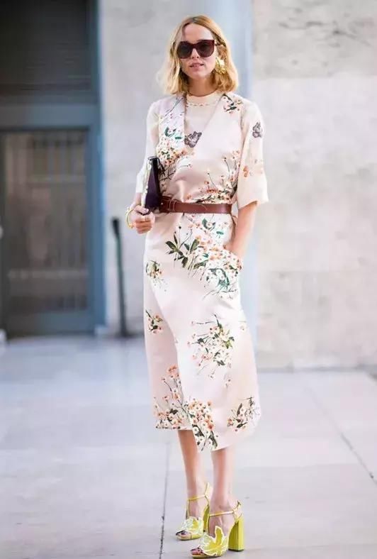 这条裙子人人都有，但80%的人都穿成了村姑！有时候土不是你的错