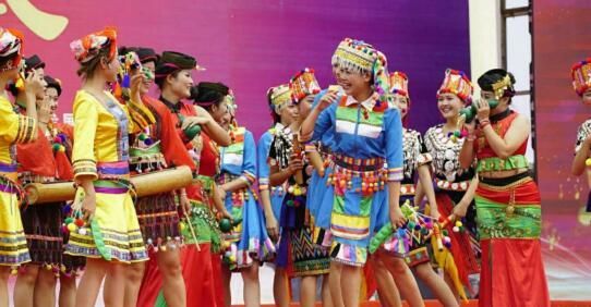 “古乐神韵 醉美梁河” 2018年中国梁河国际葫芦丝文化旅游节今天