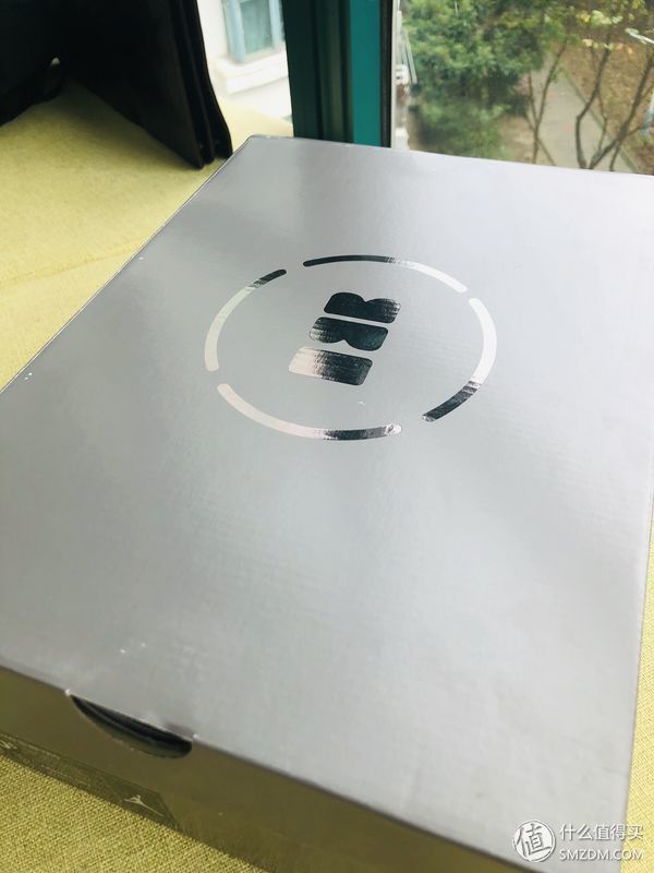 二丁目的篮球鞋 篇二十五:怕是买这双鞋的人都到了枸杞泡水的年纪----AIR JORDAN 18 黑蓝