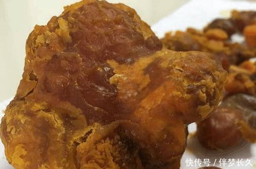 农村大爷杀鸡时发现“金蛋”，专家说这是很珍贵中药材有价无市