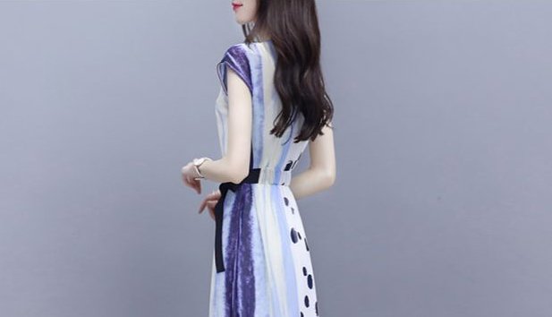 40岁老婆太会打扮了，穿这“撩人裙，高雅又减龄，美到让人销魂