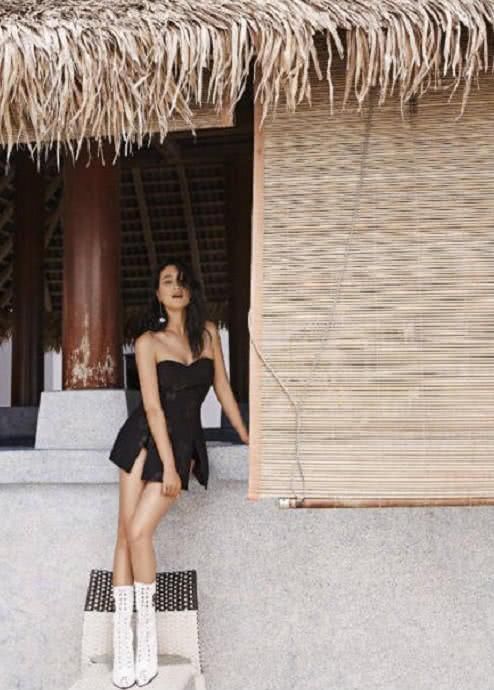 朱丹产后身材恢复超夸张，性感写真曝光，身材火辣堪比一线超模