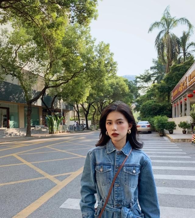  看起来■分享一组好看的日系穿搭,照搬就可以了,能让你看起来年轻十岁哦