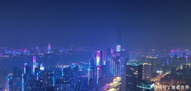 2019即将走入历史，用这段夜景留下瞬间的武汉