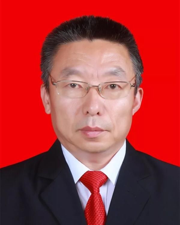 关于王隆等同志任前公示的公告