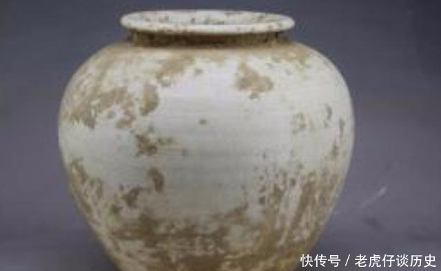 【拒绝】儿子偷拿母亲“腌菜坛”去鉴宝, 专家鉴定为真品拒绝报价, 怕被抓