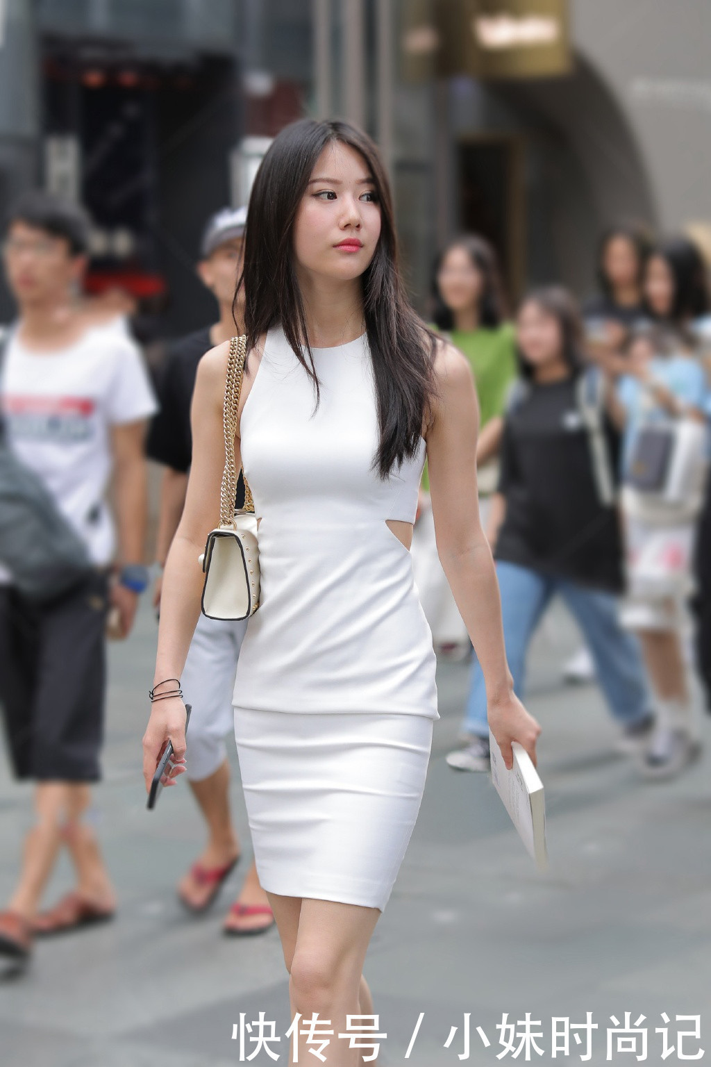  气质|穿腻了半身短裙, 那就试试款式洋气的连衣短裙, 清爽舒适又显气质