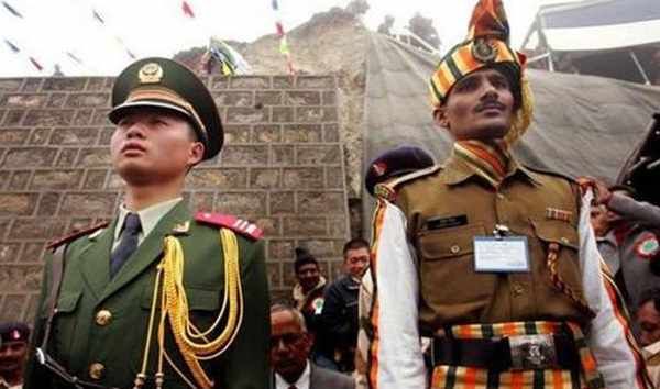 印度的gdp是靠什么意思_哈佛预测8年后印度赶超中国 印度人自己可能都不信(3)