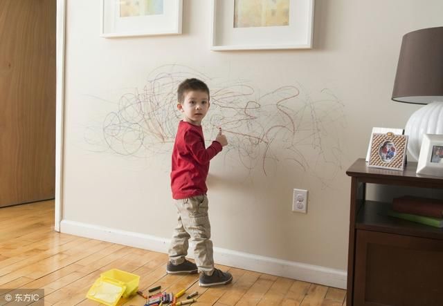 宝宝有这些表现,说明智力正在高速发育,要赶快