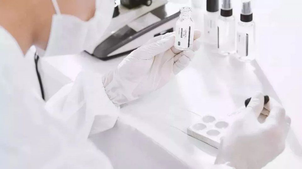 几十块就能收毛孔!这支超好用的“磨皮原液”，连我的黑头也治好