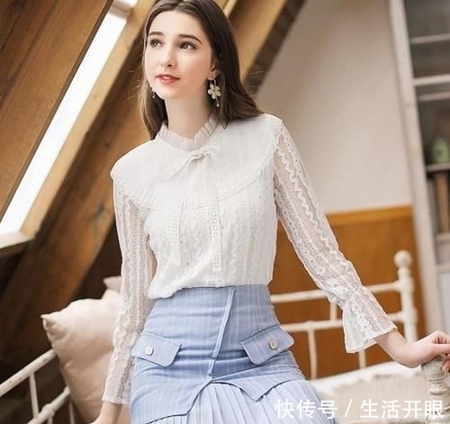 『半身裙』还有人在秋天穿连衣裙?换这三套应季的搭配看看,通勤约会都能穿