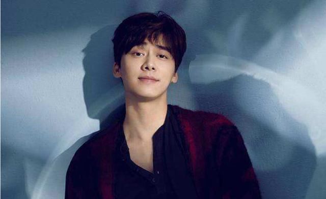 李易峰热心慈善，被人质疑过气后炒热度，营销号通稿说明真相