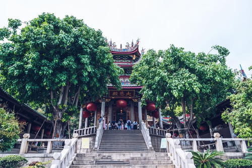 福建厦门最“良心”的寺庙，不要门票上香也免费，游客必打卡景点