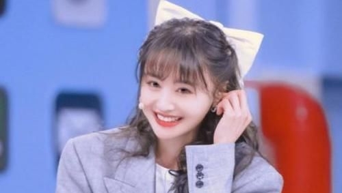 「真实」主持人公开郑爽的“购物订单”,看清她买的啥,才知女星真实消费