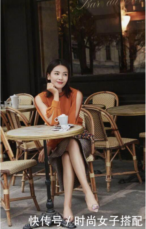 刘涛身上的气质也是很多人模仿不来的，40岁穿出25岁的感觉！