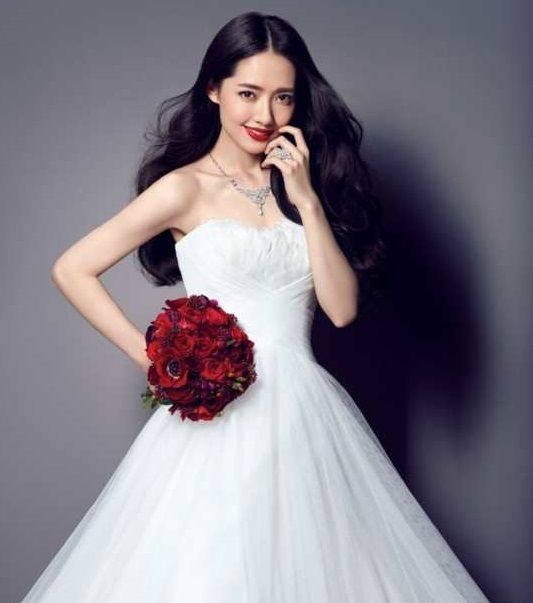 郭碧婷最迷人的性感照，图二韵味十足，图六让我怦然心动