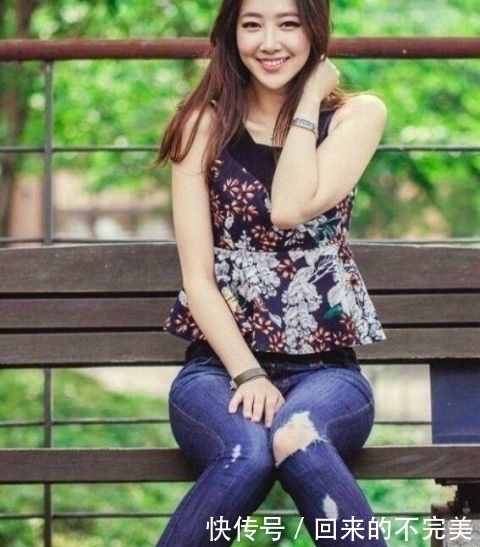 美女|清爽别致的牛仔裤美女,特别招人喜欢!