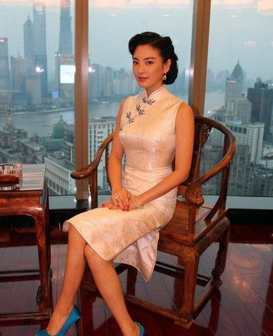  [妩媚]相比时装,她们这样穿更妩媚,最后一个有没有电到你?