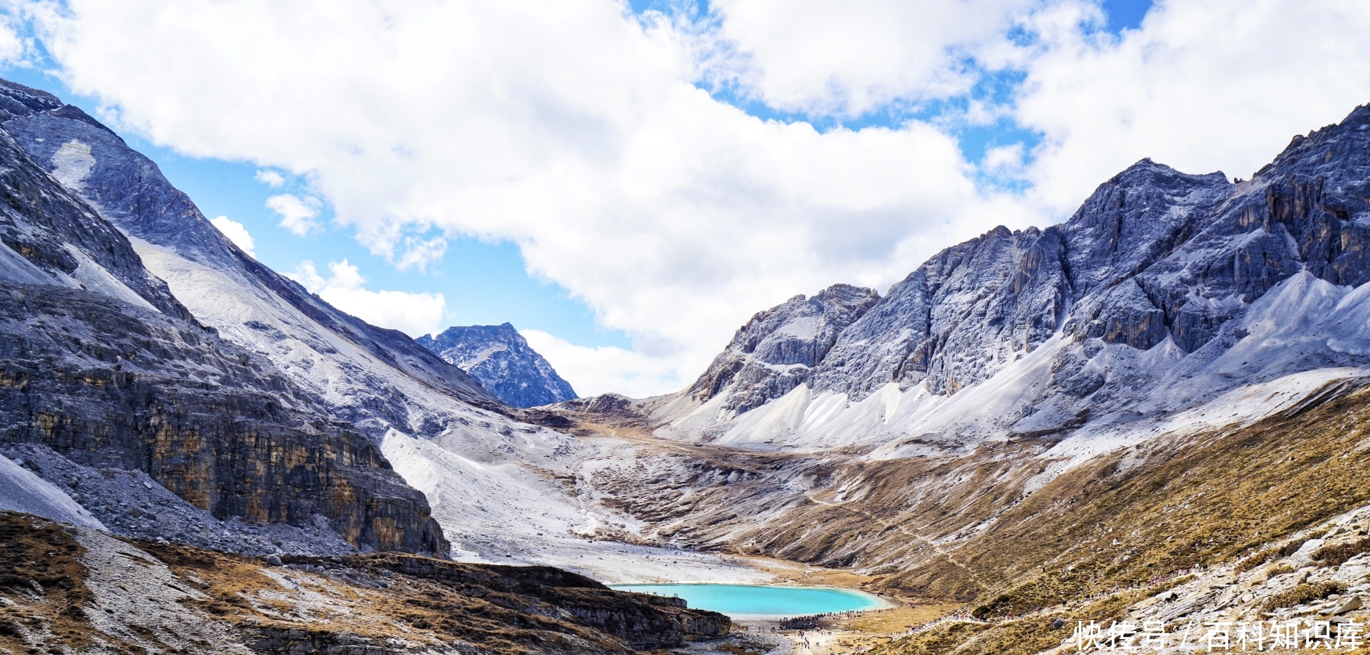 抖音里最火的网红景区,游客却对它褒贬不一,稻城亚丁究竟什么样