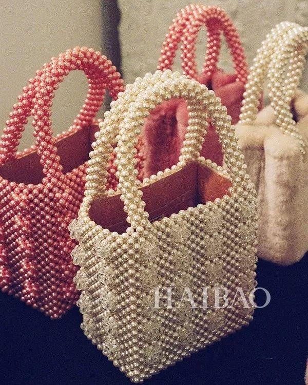 省钱| 还买什么奢侈品!奶奶辈的包包现在拎起来超时髦!