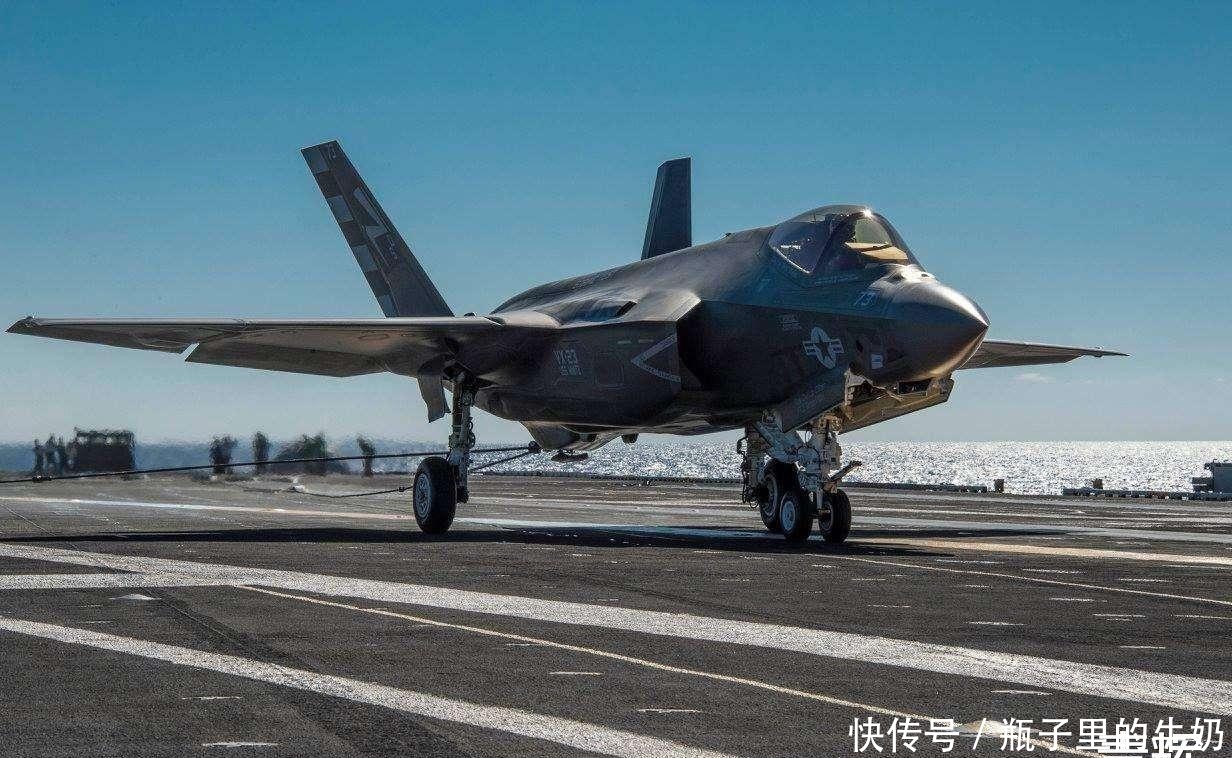 光辉战斗机航母