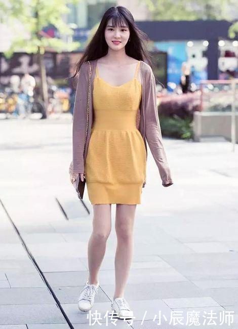  「女生」3种颜色穿出5种魅力！不需要花哨就很吸睛的搭配，特适合白皙女生