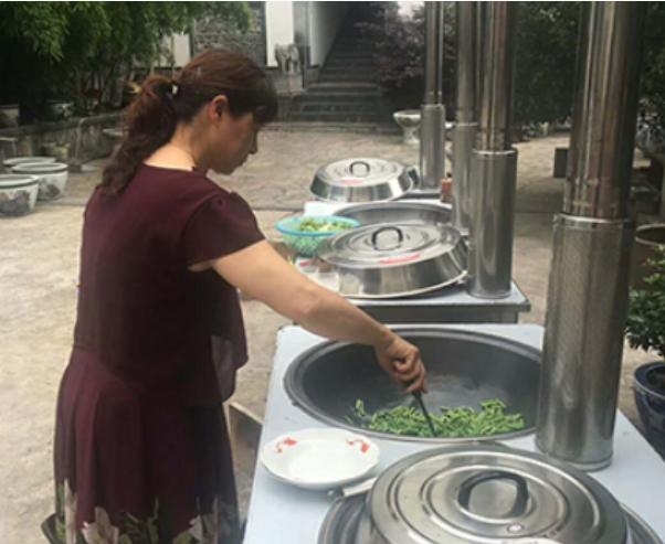 农村土灶不吃香了！浙江“柴火灶”一出，随时随地升火做饭，大赞