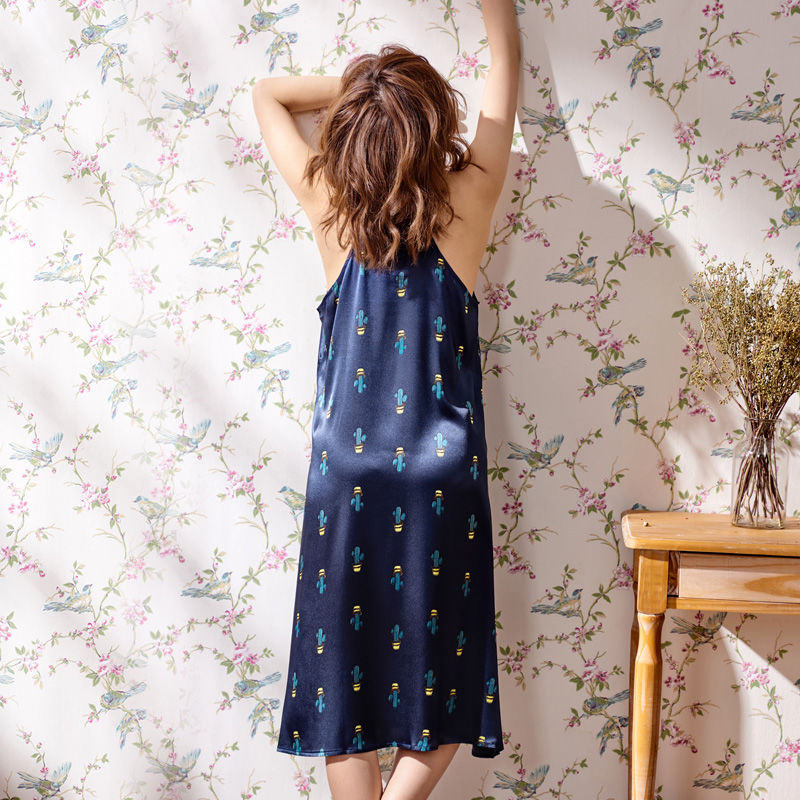 去年的睡衣该换了!今年的新款冰丝睡衣，给你整晚舒适睡眠