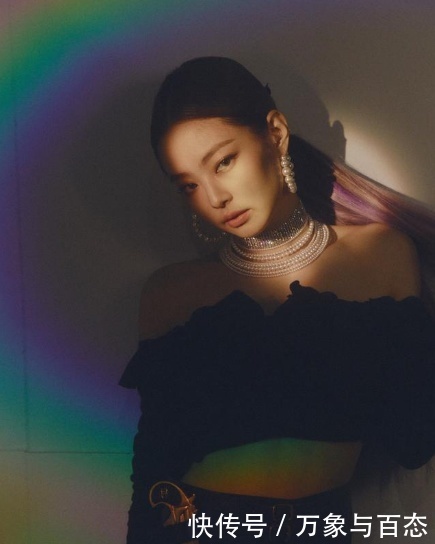 女明星都怕和她撞衫，刘诗诗、娜扎都输惨了，网友：只怪她太美