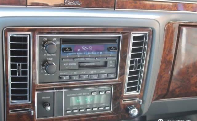  汽车制造：一张1991年的凯迪拉克 Brougham价格单