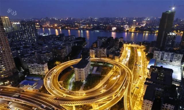 中国最“霸道”的钉子户：搬家要求补偿巨款，让开发商无计可施！