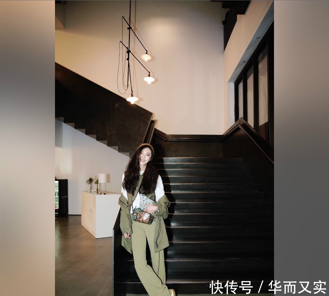 时装秀■陈碧舸亮相纽约时装周 连看三场时装秀行程忙碌