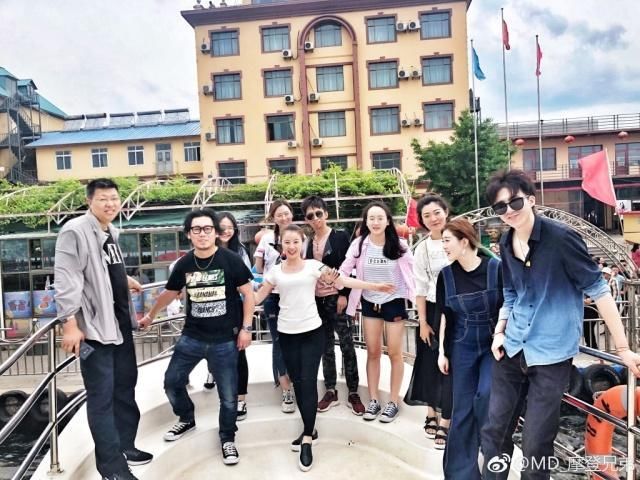 YY摩登兄弟婚讯传言被证不实，小宁哥表示粉丝才是心中最爱