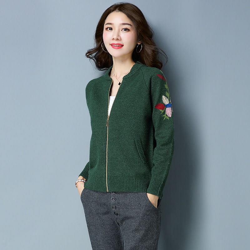 女人别老穿打底裤，学学下面女人这样穿，一个比一个时髦有女人味