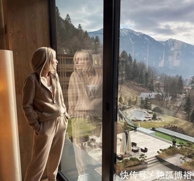  格纹：开工第一天，穿上我的“家居裤”就直接去公司？