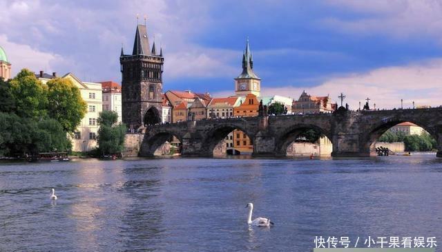 世界最奇葩国家:和平分开为两个国家,现互为好友并都成发达国家