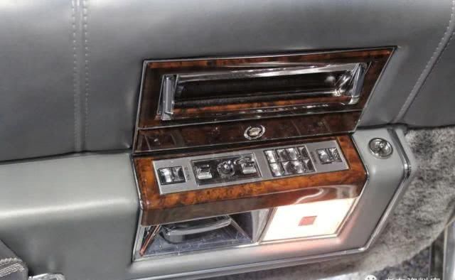  汽车制造：一张1991年的凯迪拉克 Brougham价格单