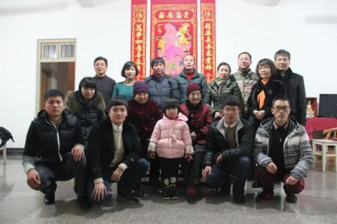  「徐秀章老人」海宁104岁母亲照顾84岁女儿，看哭百万网友…“世上只有妈妈好”