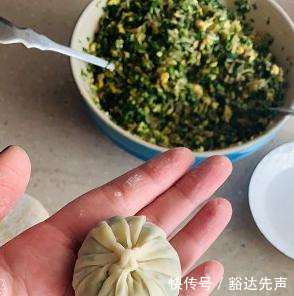 美味■外面卖的生煎太贵怎么办?教你在家也能做,简单美味好吃,收藏