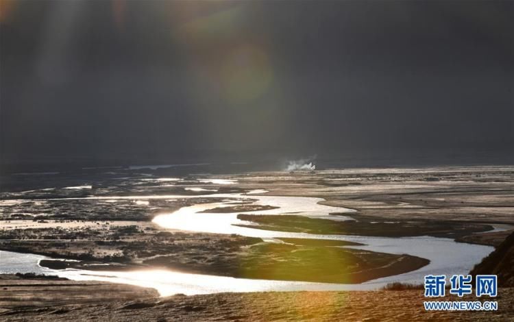 川藏公路沿线的风景