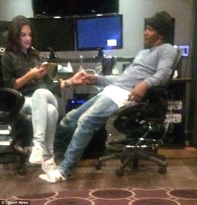 “前阿汤嫂”凯蒂发声明辟谣，侧面坐实低调稳定的新恋情