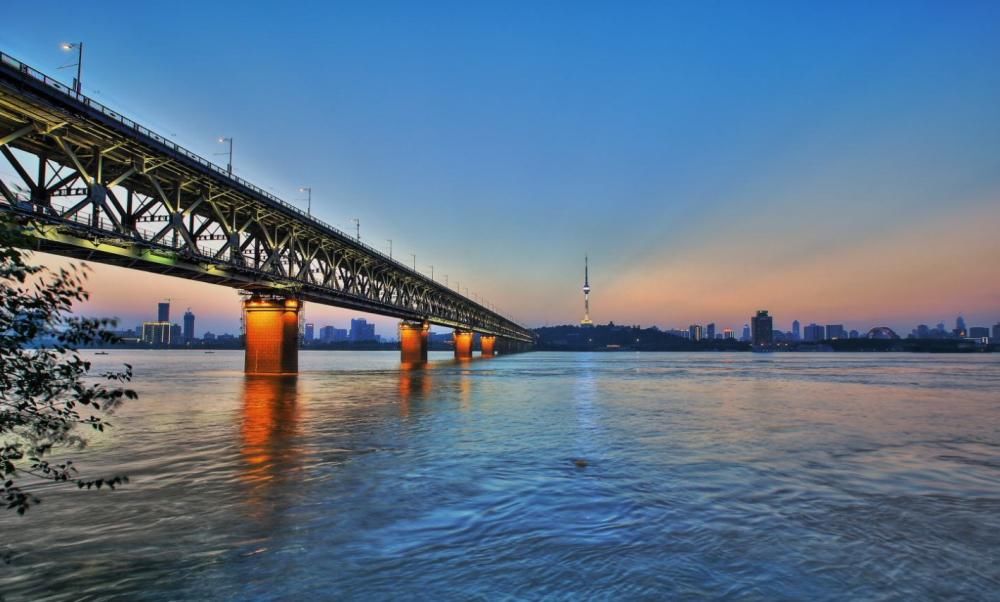  地铁：中国地铁修建最快的城市，7年建了310公里，不是上海、成