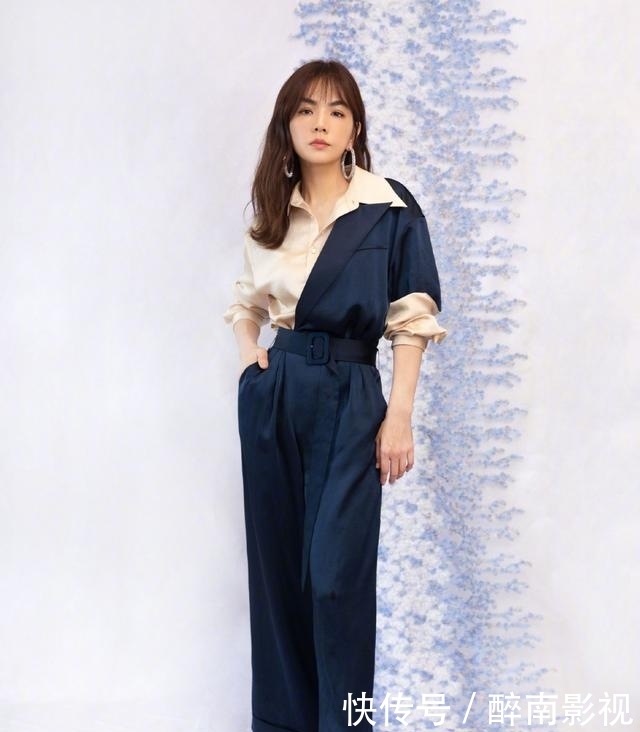  女人味：Ella根本看不出快40，女人味越来越足，穿西服当导师气质太完美